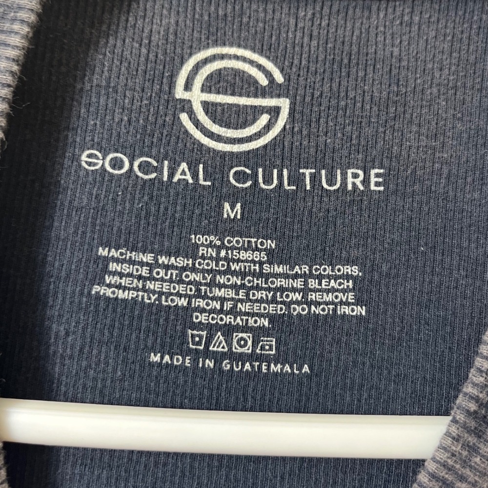 Social Culture New York Brooklyn Ribbed Baby Tee Size M Grey Y2K Streetwear Crop - Picture 3 of 5